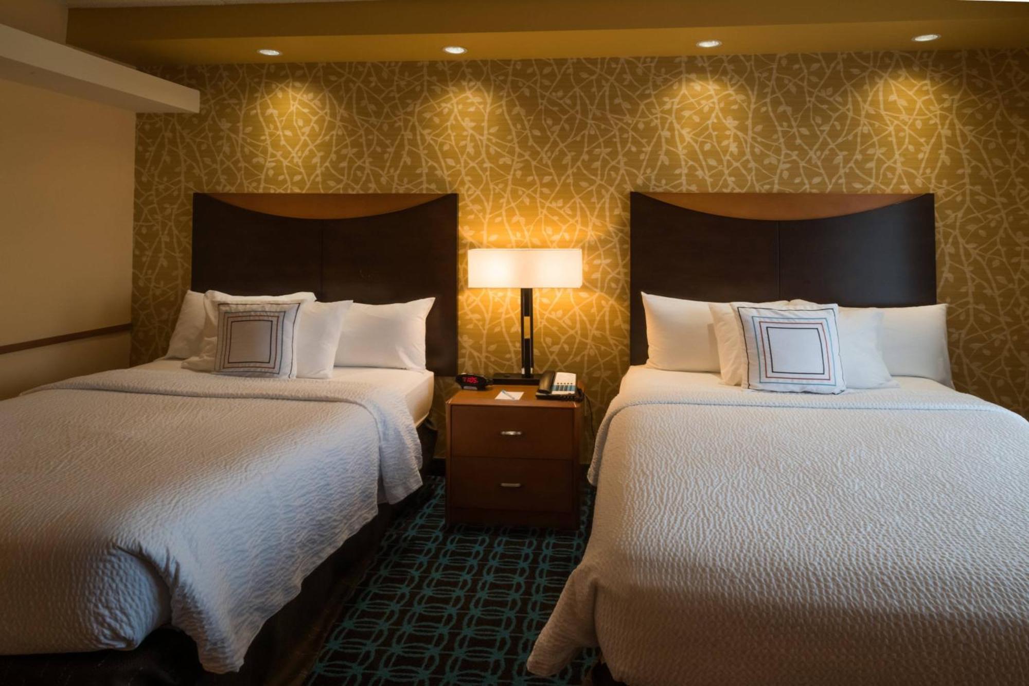 Fairfield Inn & Suites Кеннет-Сквер Экстерьер фото